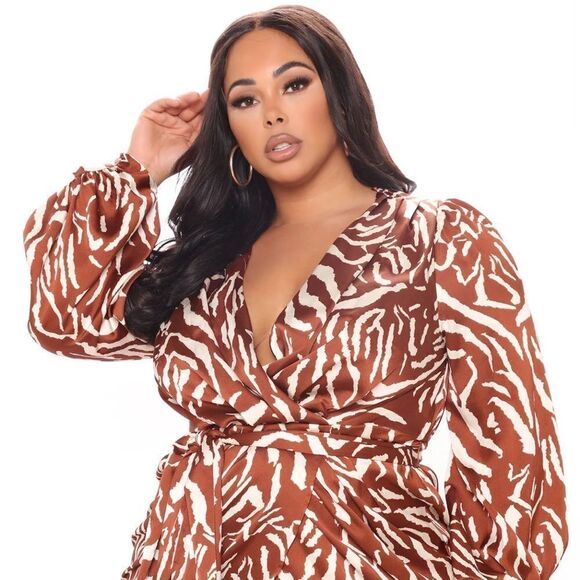 NWT Fashion Nova Dress - Brown  - Size 1X - Picture 2 of 6